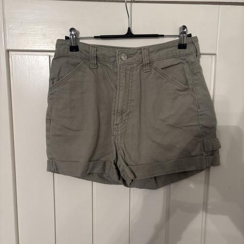 Divided size 8 shorts - 8,