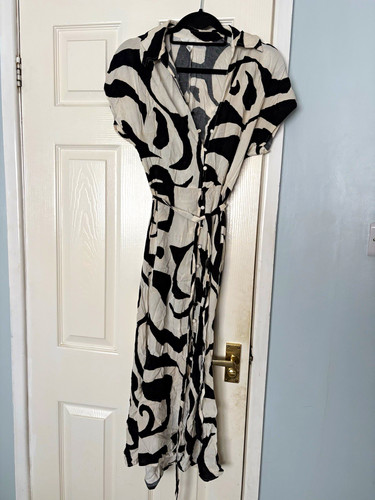 Black white zebra shirt - h&m,