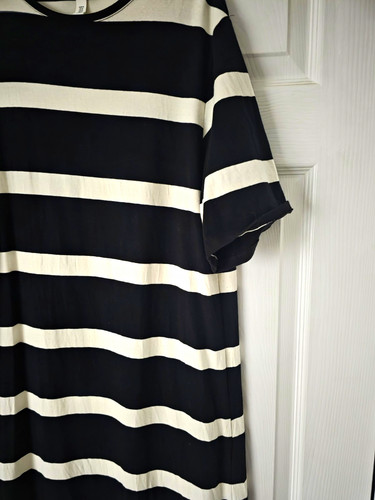 Black white striped - black,