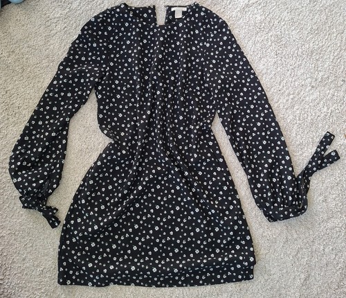 Black floral long sleeve - floral,