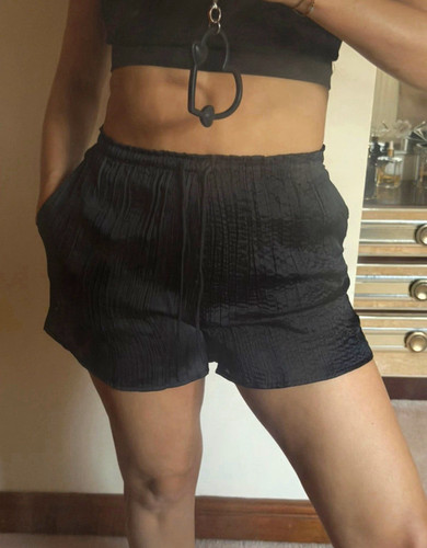 Black crinkled textured - black,