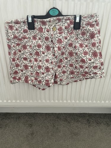 Ladies shorts size 12 - h, m