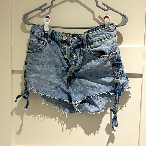 Women blue light wash - women’s,
