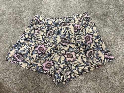 Ladies lilac blue cream floral